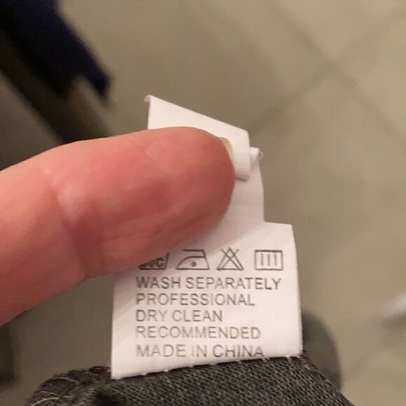 Shein size M grey crop graphic tank top “Lets sleep under the stars” EUC - Picture 8 of 8